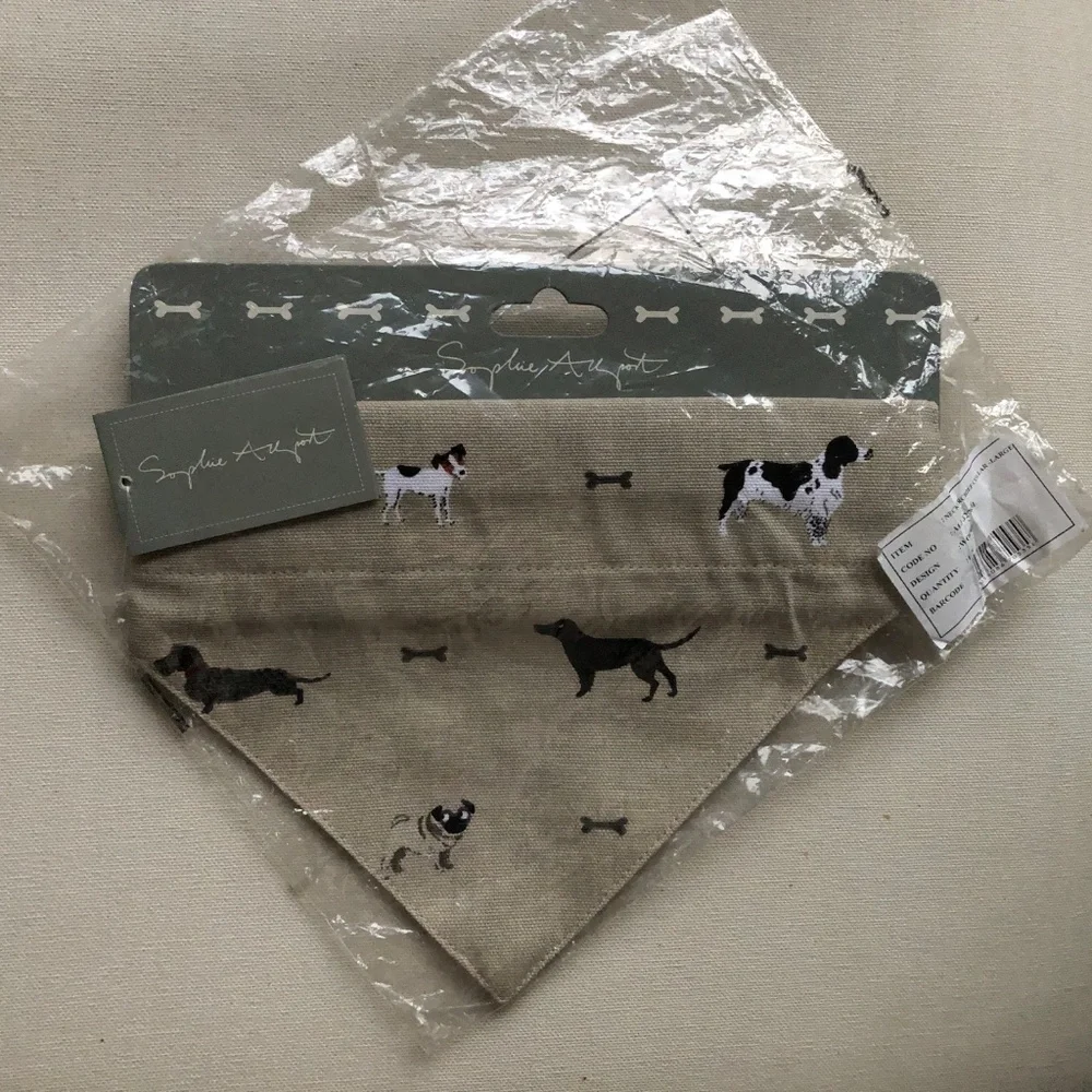 New Dog Large &‎ Small Neckerchiefs
